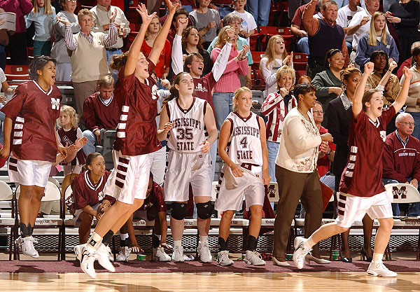 Lady Dogs celebrate basketball win over Georgia