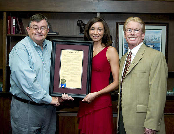 IHL Board & President Lee honor Tiffany McWilliams