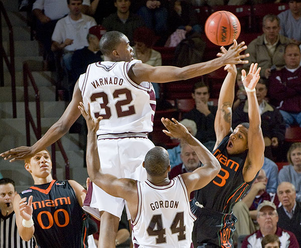 Men's Basketball Action vs Miami-FL