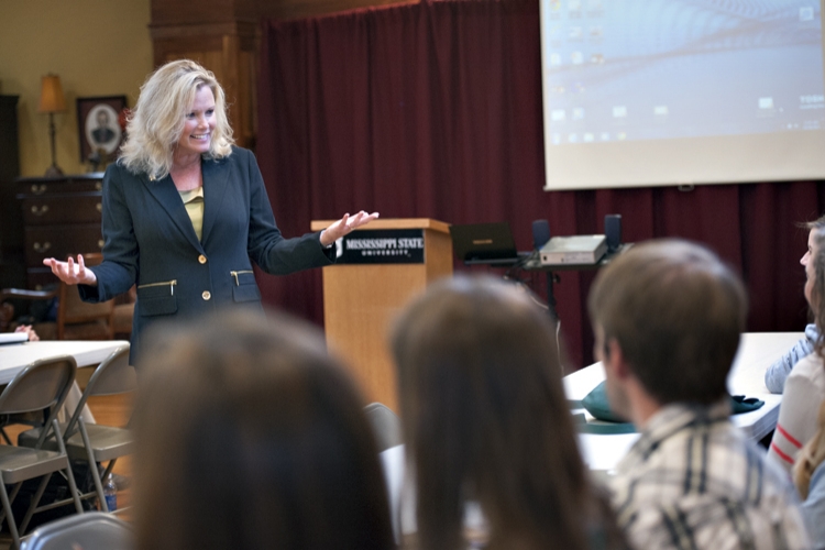 Allison Pearson speaks to METP participants