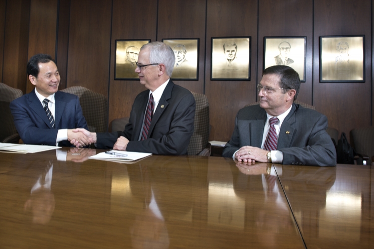 MOU Signed With Jiangxi Agricultural University