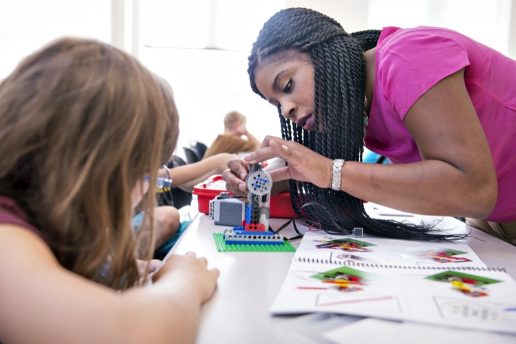 Gears &amp;amp;amp; Gadgets Engineering Day Camp