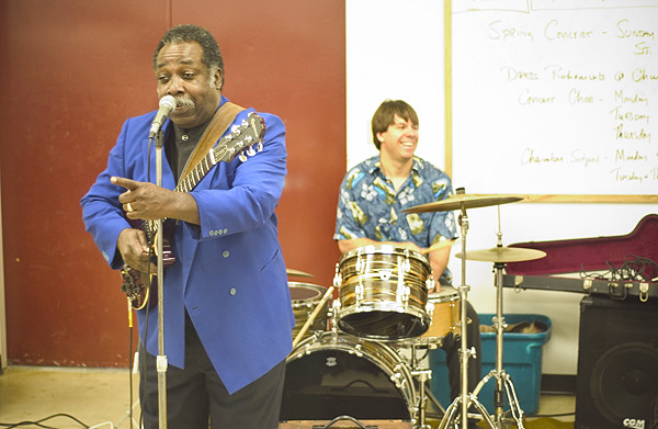 Jesse Robinson in Bob Damm's African-American Music class