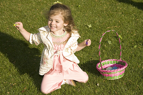Easter Egg Hunt on President's home lawn