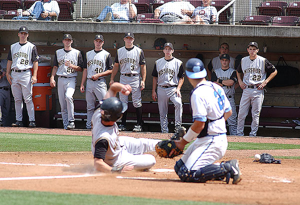 North Carolina & Missouri open baseball tournament