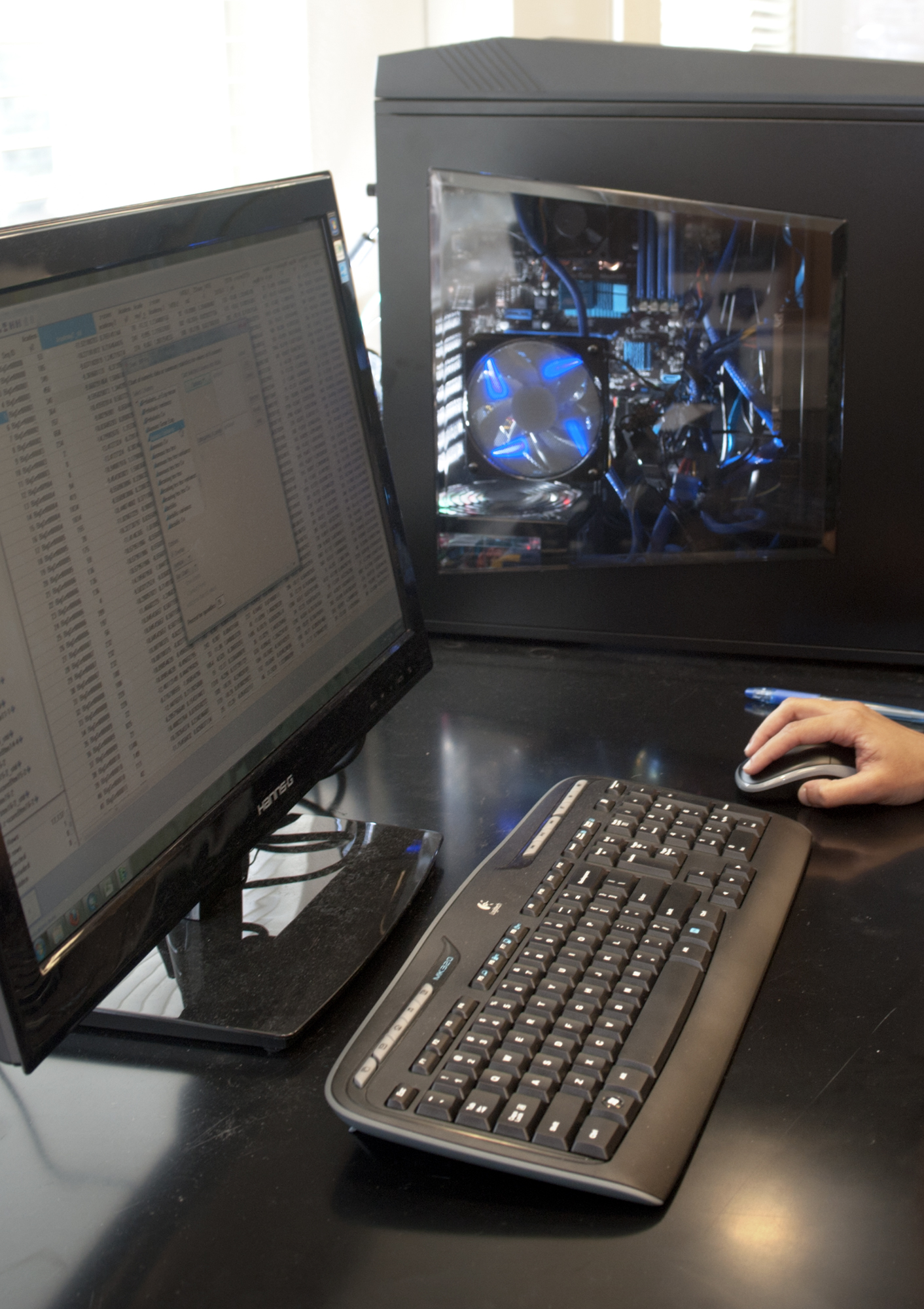 When it's "out with the old and in with the new," take special precautions to permanently delete all personal information from computers. When it's "out with the old and in with the new," take special precautions to permanently delete all personal information from computers.