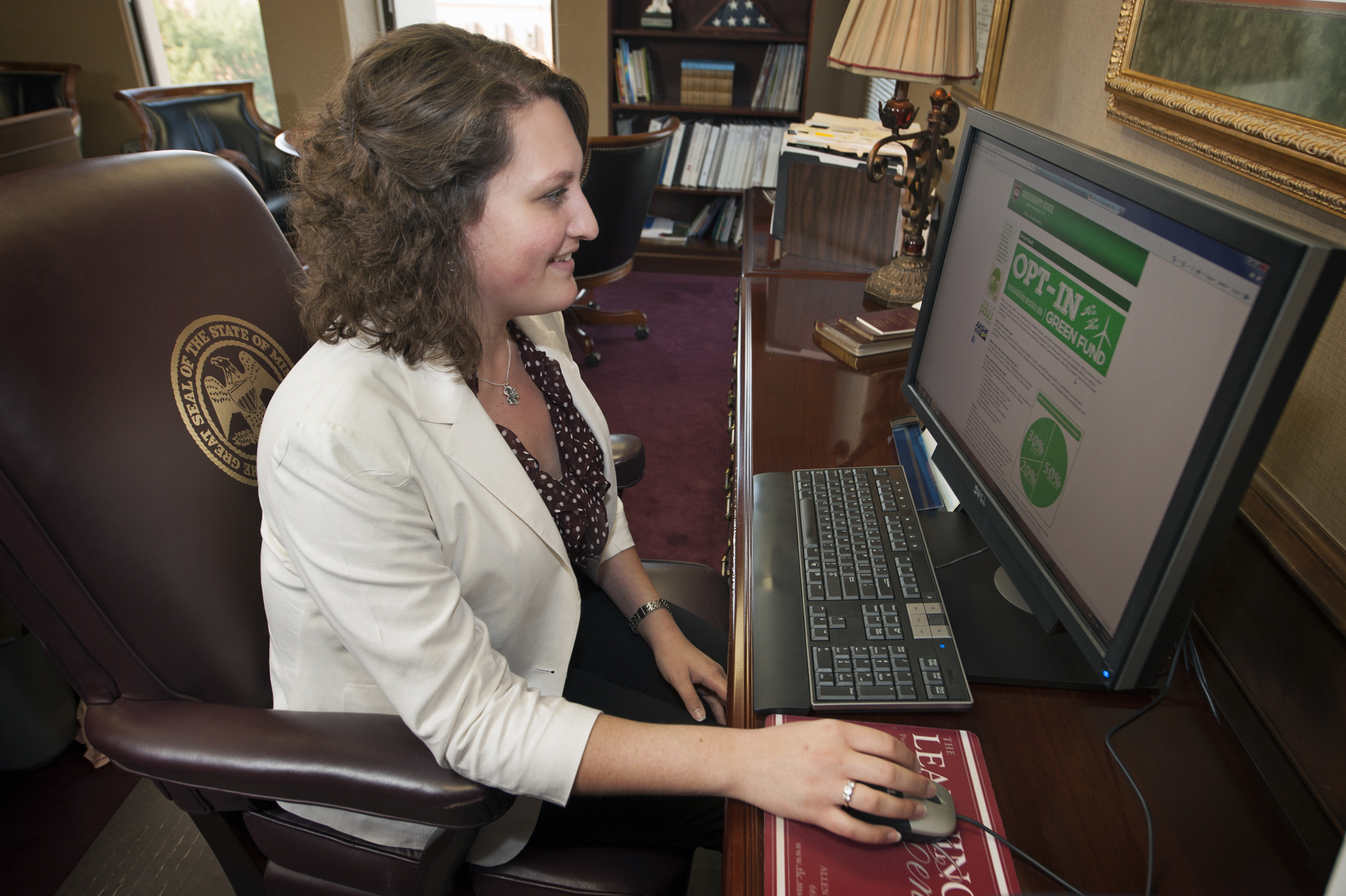 MSU Student Association President Shelby Balius "opts in" as a supporter of the Green Fund, an initiative of Students for a Sustainable Campus. MSU Student Association President Shelby Balius "opts in" as a supporter of the Green Fund, an initiative of Students for a Sustainable Campus.