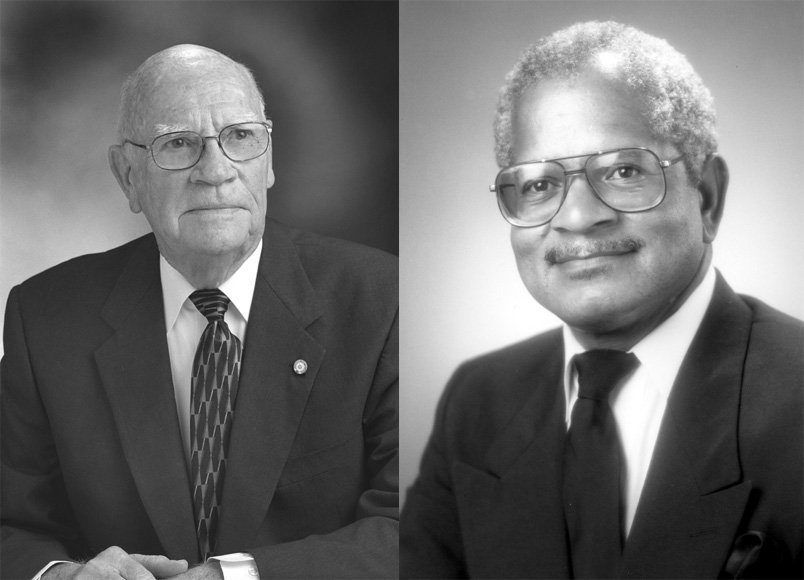<br /><br />
From left, Charles B. Cliett and Richard E. Holmes <br /><br />
From left, Charles B. Cliett and Richard E. Holmes