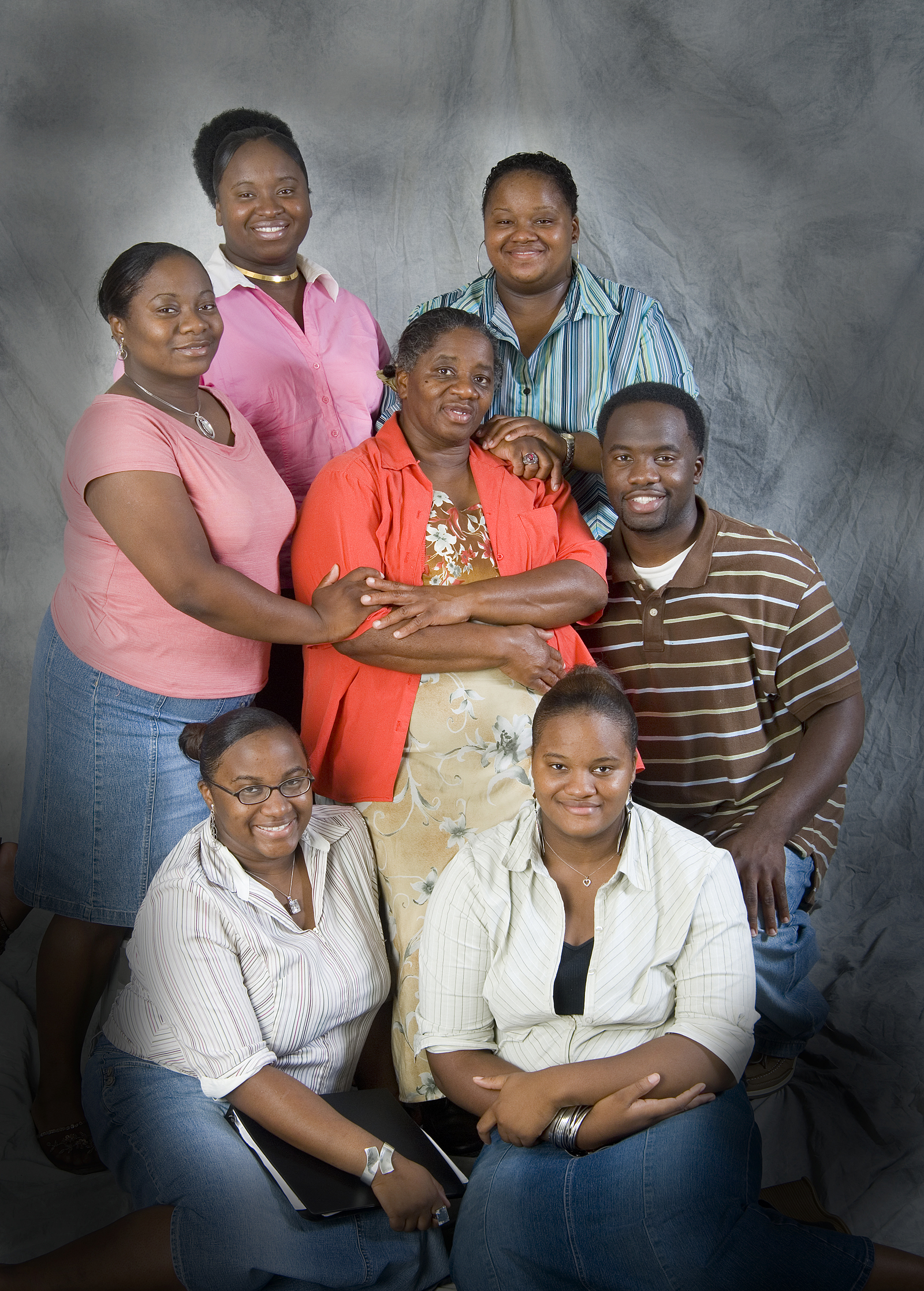 Cinderella Doss (center) with children (clockwise, from lower left) Cheryl, Christina, Clarissa, Wanda, Leroy, and Carol. Cinderella Doss (center) with children (clockwise, from lower left) Cheryl, Christina, Clarissa, Wanda, Leroy, and Carol.