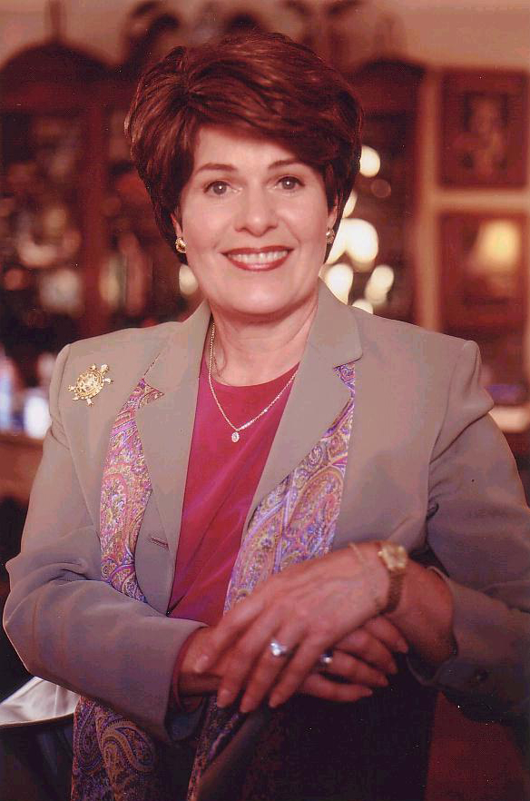<br /><br />
Kay Retta Shirley <br /><br />
Kay Retta Shirley