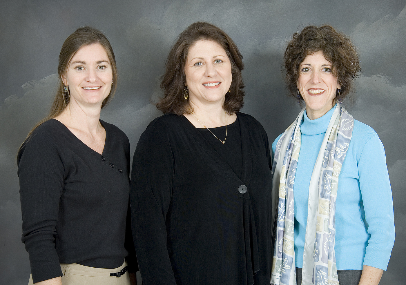 (Left) Mary Celeste Reese, Emily Gay Williamson, and Giselle Thibaudeau Munn (Left) Mary Celeste Reese, Emily Gay Williamson, and Giselle Thibaudeau Munn